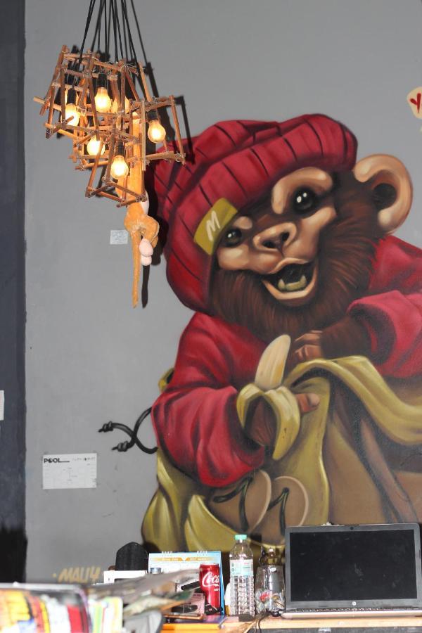 Monkey Toe Guesthouse Чиангмай Экстерьер фото
