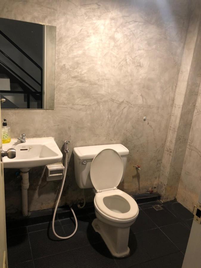 Monkey Toe Guesthouse Чиангмай Экстерьер фото